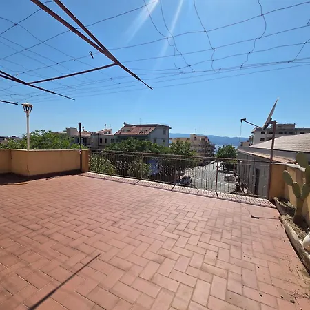 La Casa Di Maria E Giuseppe Lejlighed Villa San Giovanni